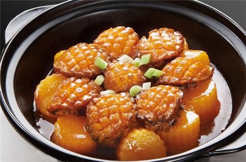 巴湘情傻儿焖锅加盟焖锅多种焖锅菜品满足您的味蕾需求